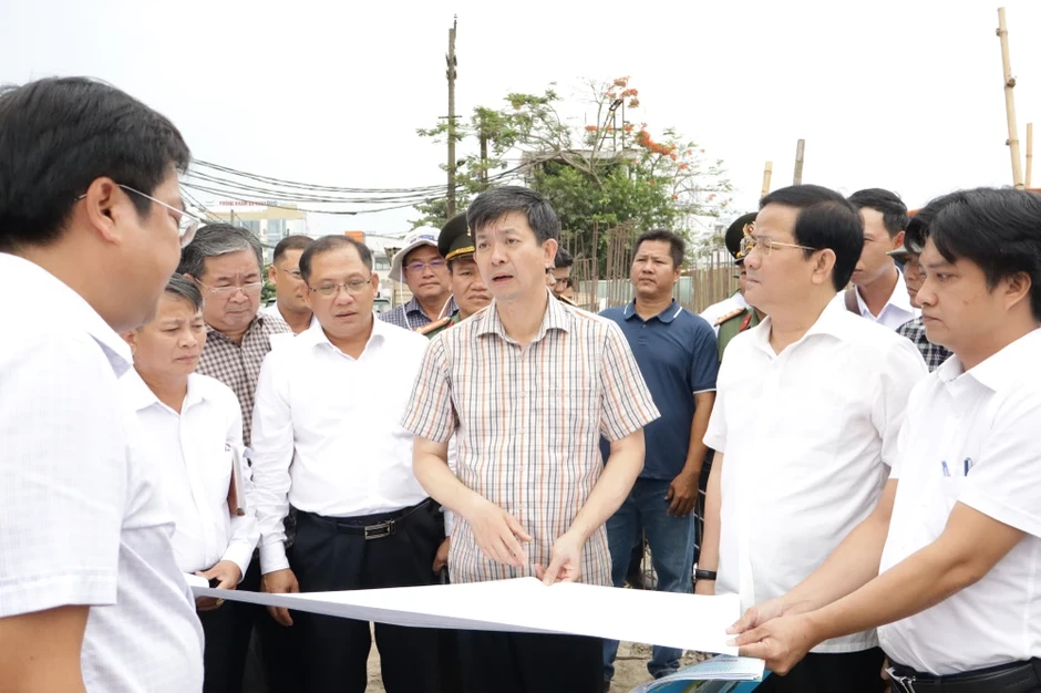 Bí thư Cần Thơ: Cuối năm 2027 phải làm xong dự án nâng cấp 7km Quốc lộ 91 Bí thư Cần Thơ: Cuối năm 2027 phải làm xong dự án nâng cấp 7km Quốc lộ 91