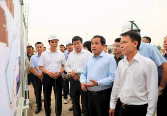 Bí thư Hà Nội: Mỗi ngày Vành đai 1 chậm tiến độ, người dân thêm 1 ngày chịu ùn tắc, ô nhiễm