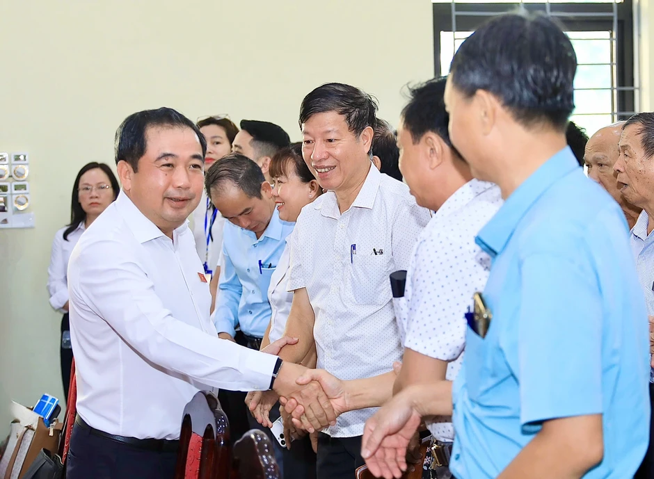 Bí thư Hà Nội nói rõ về việc thu hồi đất làm dự án trục sông Hồng Bí thư Hà Nội nói rõ về việc thu hồi đất làm dự án trục sông Hồng