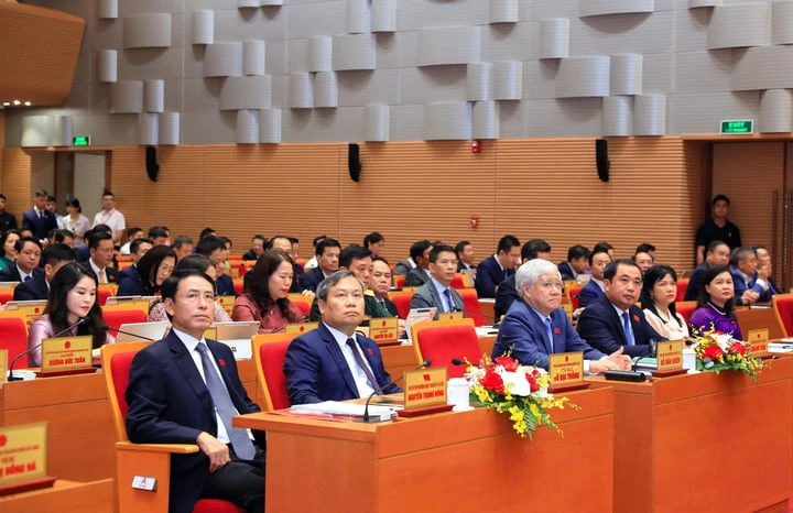 Bí thư Hà Nội yêu cầu chất vấn rõ trách nhiệm tại HĐND 2026 Bí thư Hà Nội yêu cầu chất vấn rõ trách nhiệm tại HĐND 2026