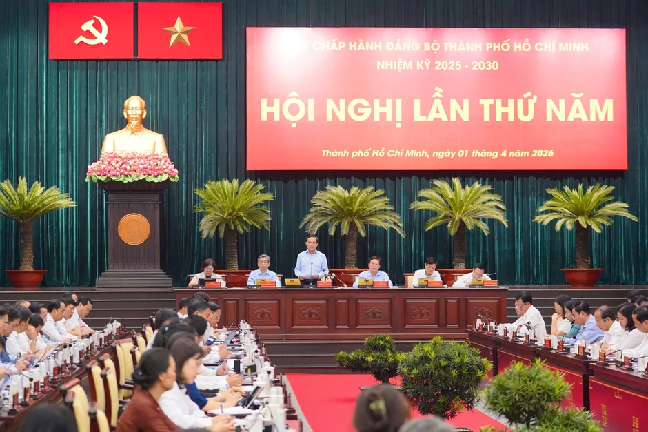 Bí thư Thành ủy TPHCM Trần Lưu Quang: Thành phố sẽ miễn phí xe buýt Bí thư Thành ủy TPHCM Trần Lưu Quang: Thành phố sẽ miễn phí xe buýt