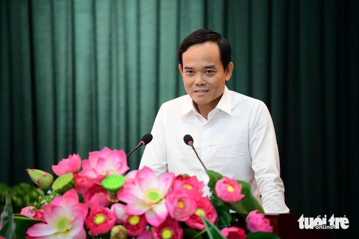 Bí thư Thành ủy TP.HCM Trần Lưu Quang: Tôi tin tới đây khi làm sổ đỏ, người dân không cần lên phường Bí thư Thành ủy TP.HCM Trần Lưu Quang: Tôi tin tới đây khi làm sổ đỏ, người dân không cần lên phường