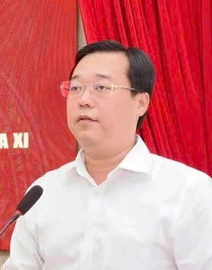 Bí thư Thành ủy TP.HCM Trần Lưu Quang: Tôi tin tới đây khi làm sổ đỏ, người dân không cần lên phường Bí thư Thành ủy TP.HCM Trần Lưu Quang: Tôi tin tới đây khi làm sổ đỏ, người dân không cần lên phường