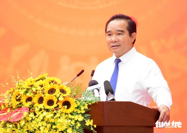 Bí thư Thành ủy Trần Lưu Quang: TP.HCM cố gắng đạt các mục tiêu đã đặt ra Bí thư Thành ủy Trần Lưu Quang: TP.HCM cố gắng đạt các mục tiêu đã đặt ra
