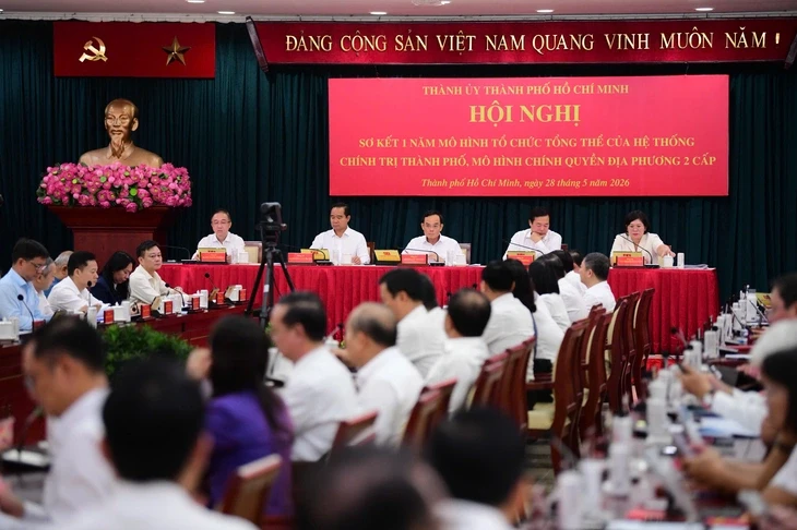 Bí thư Trần Lưu Quang: Mô hình chính quyền địa phương hai cấp đã làm đúng hướng Bí thư Trần Lưu Quang: Mô hình chính quyền địa phương hai cấp đã làm đúng hướng