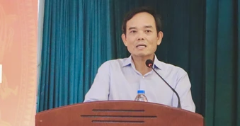 Bí thư Trần Lưu Quang: Taxi, xe công nghệ quanh Tân Sơn Nhất cũng phải mưu sinh