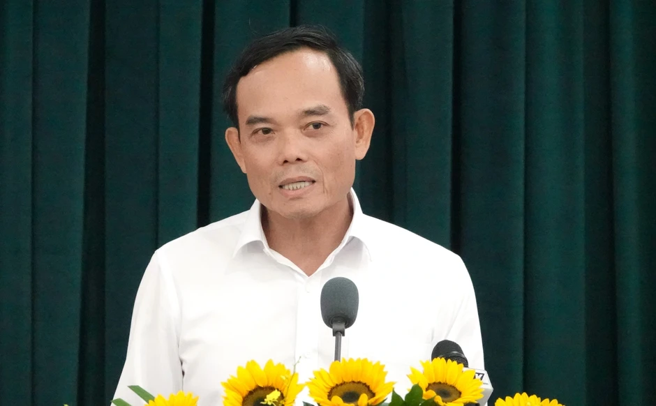 Bí thư Trần Lưu Quang: TP.HCM được tăng thêm tối đa 20% tổng biên chế Bí thư Trần Lưu Quang: TP.HCM được tăng thêm tối đa 20% tổng biên chế