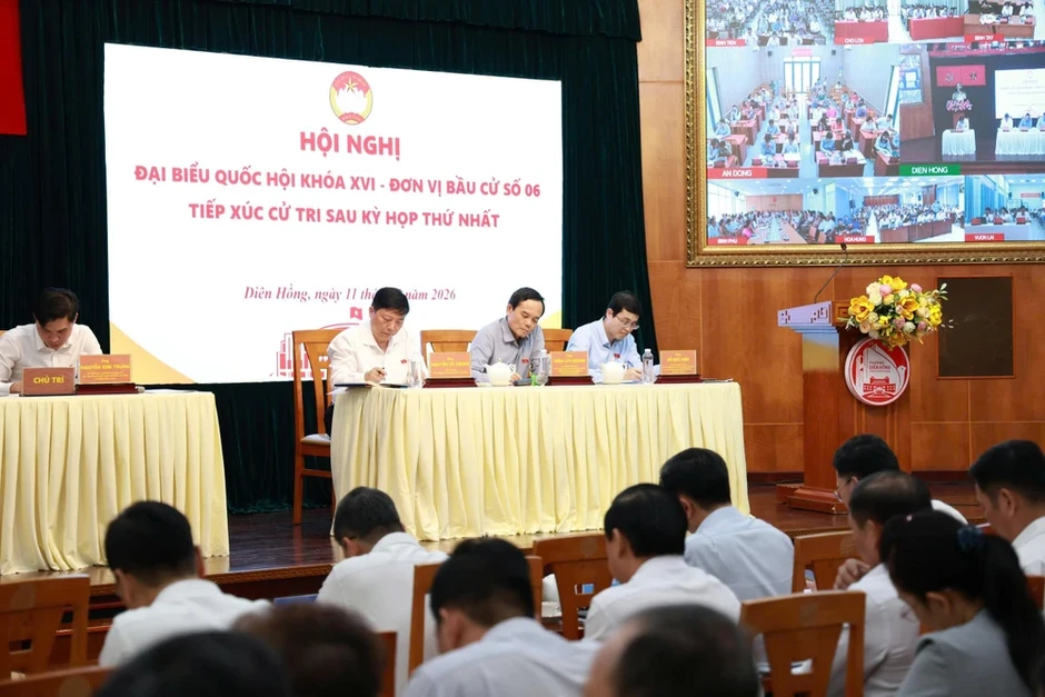 Bí thư Trần Lưu Quang: TP.HCM hiện nay là một công trường, đang phải xoay sở nguồn vật liệu xây dựng Bí thư Trần Lưu Quang: TP.HCM hiện nay là một công trường, đang phải xoay sở nguồn vật liệu xây dựng