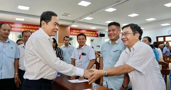 Biến cam kết thành hành động