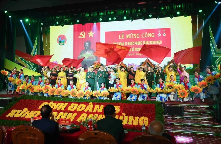 Binh đoàn 15 được phong danh hiệu Anh hùng Lực lượng vũ trang nhân dân Binh đoàn 15 được phong danh hiệu Anh hùng Lực lượng vũ trang nhân dân