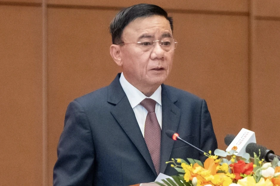 Bộ Chính trị yêu cầu giảm phạt tù trong lĩnh vực kinh tế, công nghệ Bộ Chính trị yêu cầu giảm phạt tù trong lĩnh vực kinh tế, công nghệ