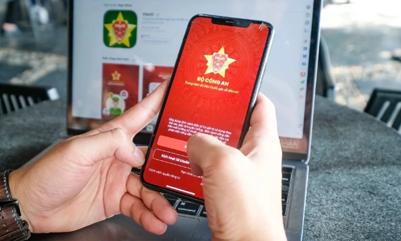 Bộ Công an đề xuất thông tin lý lịch tư pháp hiển thị trên ứng dụng VNeID từ 1/7 Bộ Công an đề xuất thông tin lý lịch tư pháp hiển thị trên ứng dụng VNeID từ 1/7