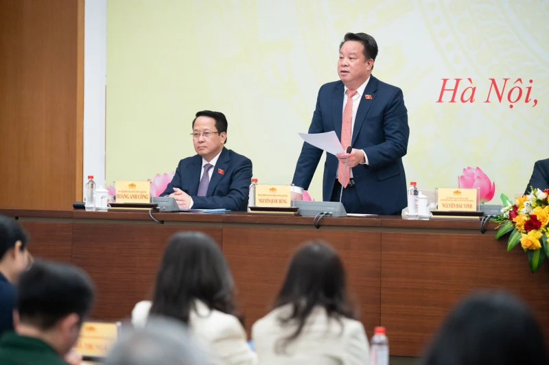 Bộ Công an làm tốt công tác bảo vệ chính trị nội bộ phục vụ bầu cử Bộ Công an làm tốt công tác bảo vệ chính trị nội bộ phục vụ bầu cử