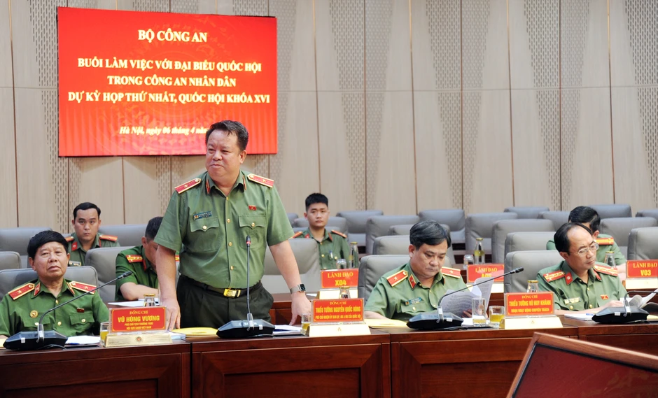 Bộ Công an làm việc với đại biểu Quốc hội trong Công an nhân dân dự Kỳ họp thứ Nhất, Quốc hội khoá XVI Bộ Công an làm việc với đại biểu Quốc hội trong Công an nhân dân dự Kỳ họp thứ Nhất, Quốc hội khoá XVI
