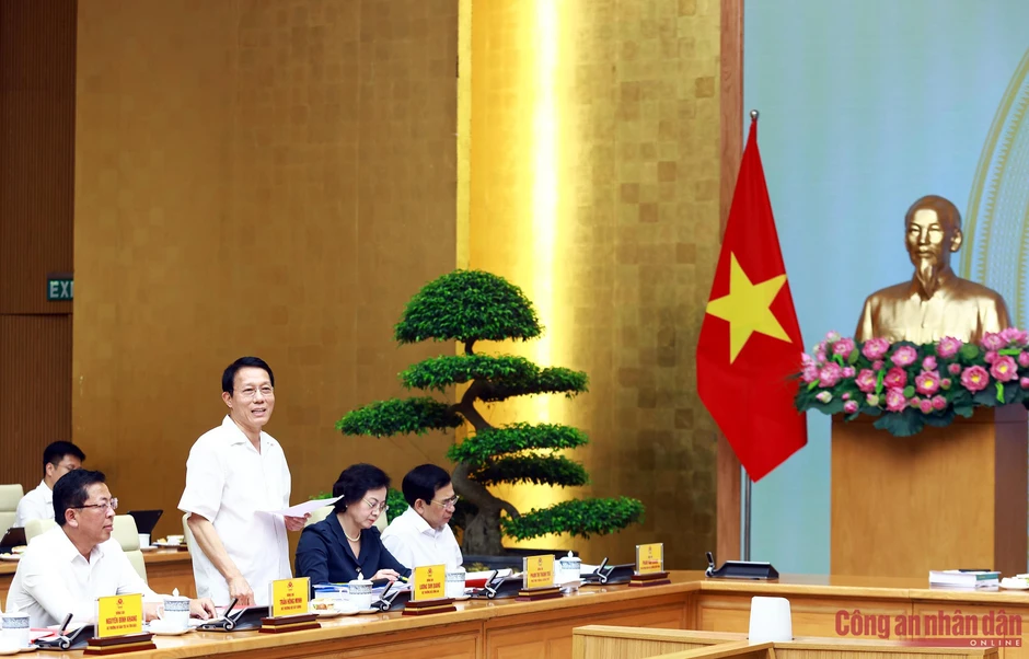 Bộ Công an quyết tâm đưa Đề án 06 về đích đúng tiến độ Bộ Công an quyết tâm đưa Đề án 06 về đích đúng tiến độ