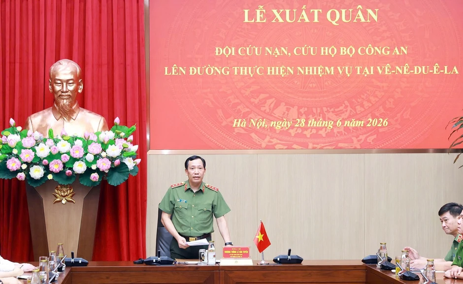 Bộ Công an xuất quân cứu nạn động đất tại Venezuela Bộ Công an xuất quân cứu nạn động đất tại Venezuela