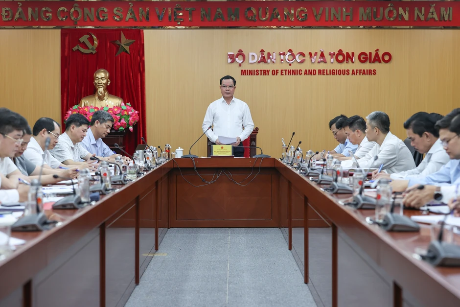 Bộ Dân tộc và Tôn giáo tăng tốc hoàn thiện thể chế, thúc đẩy chuyển đổi số Bộ Dân tộc và Tôn giáo tăng tốc hoàn thiện thể chế, thúc đẩy chuyển đổi số