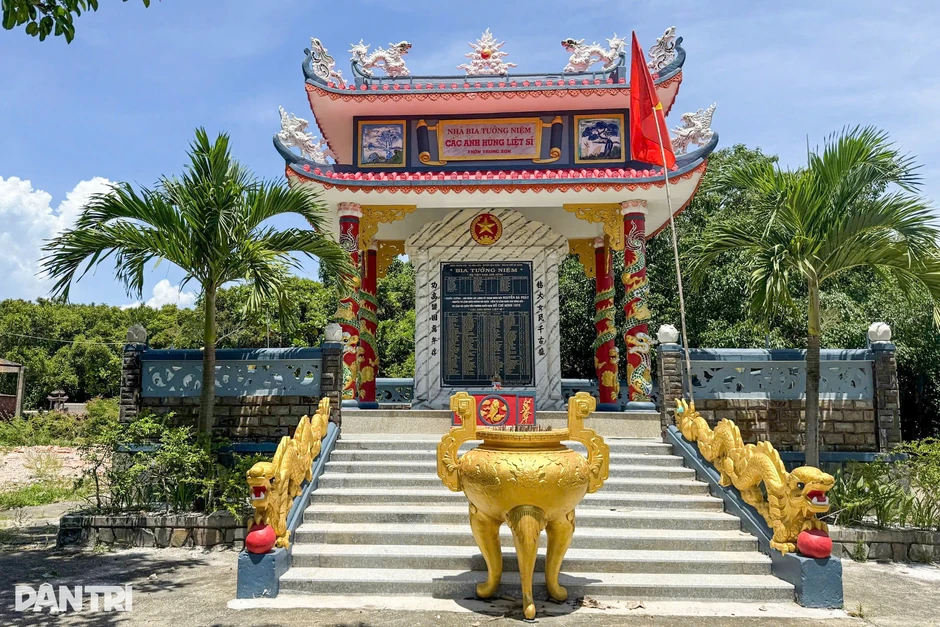 Bỏ ngỏ “danh phận” của rừng cổ hơn 350 năm tuổi giữa lòng Đà Nẵng Bỏ ngỏ “danh phận” của rừng cổ hơn 350 năm tuổi giữa lòng Đà Nẵng