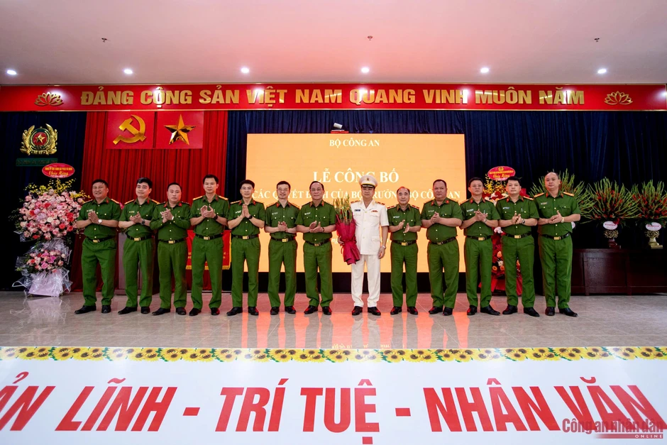 Bổ nhiệm Thiếu tướng Dương Đức Hải giữ chức vụ Cục trưởng Cục Cảnh sát PCCC và CNCH