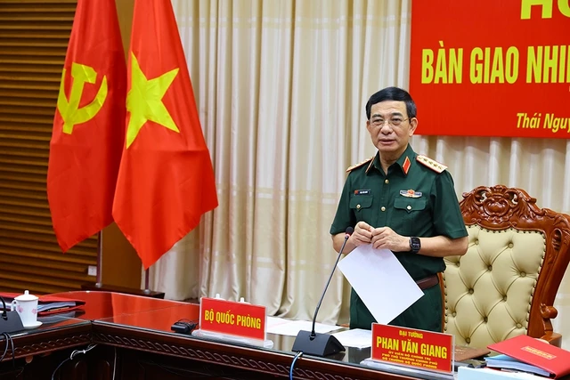 Bổ nhiệm Trung tướng Trương Mạnh Dũng giữ chức Phó Tổng Tham mưu trưởng; Thiếu tướng Trần Xuân Mạnh tiếp nhận nhiệm vụ Tư lệnh Quân khu 1 Bổ nhiệm Trung tướng Trương Mạnh Dũng giữ chức Phó Tổng Tham mưu trưởng; Thiếu tướng Trần Xuân Mạnh tiếp nhận nhiệm vụ Tư lệnh Quân khu 1