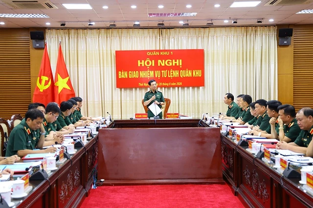 Bổ nhiệm Trung tướng Trương Mạnh Dũng giữ chức Phó Tổng Tham mưu trưởng; Thiếu tướng Trần Xuân Mạnh tiếp nhận nhiệm vụ Tư lệnh Quân khu 1 Bổ nhiệm Trung tướng Trương Mạnh Dũng giữ chức Phó Tổng Tham mưu trưởng; Thiếu tướng Trần Xuân Mạnh tiếp nhận nhiệm vụ Tư lệnh Quân khu 1