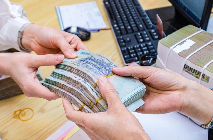 Bộ Nội vụ chính thức đề xuất tăng lương cơ sở với cán bộ, công chức lên 2,53 triệu đồng/tháng từ 1-7 Bộ Nội vụ chính thức đề xuất tăng lương cơ sở với cán bộ, công chức lên 2,53 triệu đồng/tháng từ 1-7