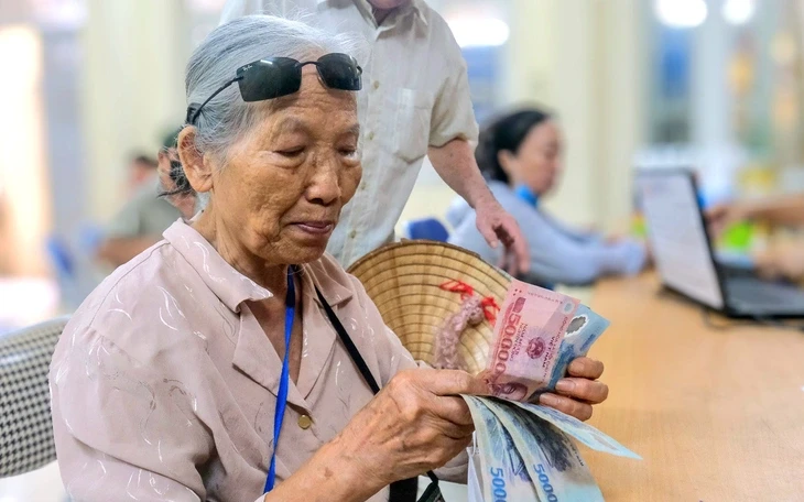 Bộ Nội vụ đề xuất cách tính trợ cấp thôi việc mới với công chức Bộ Nội vụ đề xuất cách tính trợ cấp thôi việc mới với công chức
