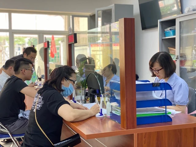 Bộ Nội vụ đề xuất tăng lương cơ sở lên 2,53 triệu đồng/tháng