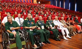 Bộ Nội vụ đề xuất thêm chế độ, trợ cấp cho người có công