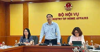 Bộ Nội vụ khẳng định không hoán đổi ngày nghỉ 30 / 4 - 1 / 5 trong năm 2026