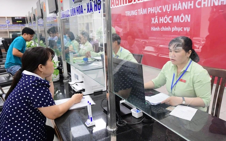 Bộ Nội vụ nêu lý do không quy định vị trí việc làm công chức với Chủ tịch HĐND, UBND cấp xã Bộ Nội vụ nêu lý do không quy định vị trí việc làm công chức với Chủ tịch HĐND, UBND cấp xã
