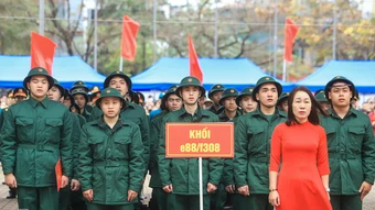 Bộ Quốc phòng: Chưa đề xuất đóng góp tài chính thay nhập ngũ