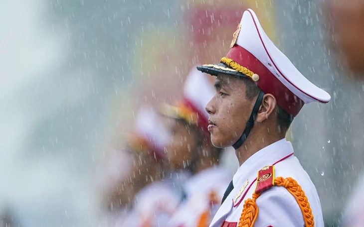 Bộ Quốc phòng đề xuất nâng hỗ trợ lên 5 tháng tiền lương với sĩ quan nghỉ hưu trước hạn tuổi