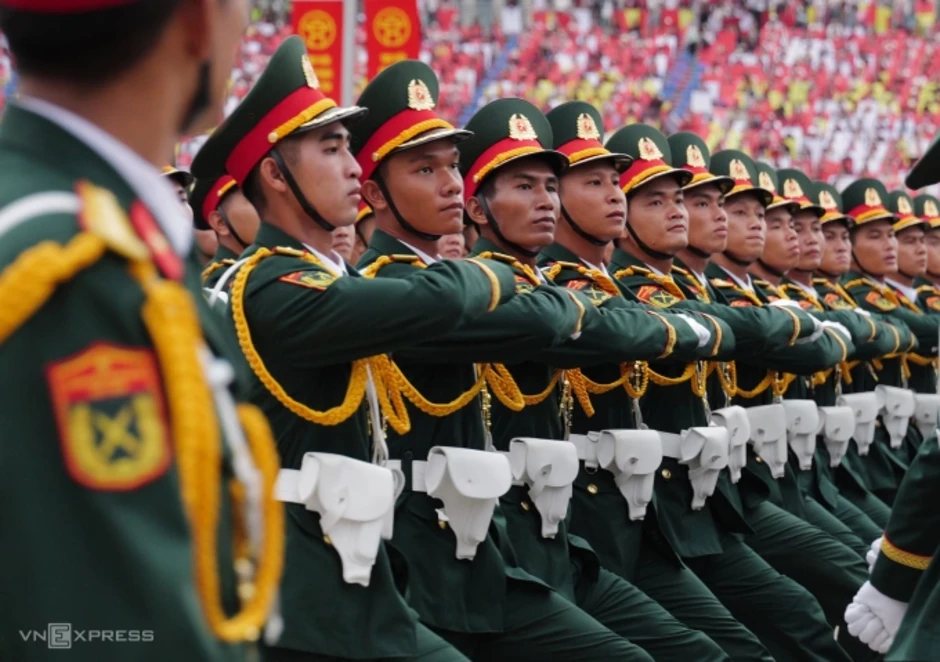Bộ Quốc phòng đề xuất tăng trợ cấp nghỉ hưu sớm cho sĩ quan Bộ Quốc phòng đề xuất tăng trợ cấp nghỉ hưu sớm cho sĩ quan