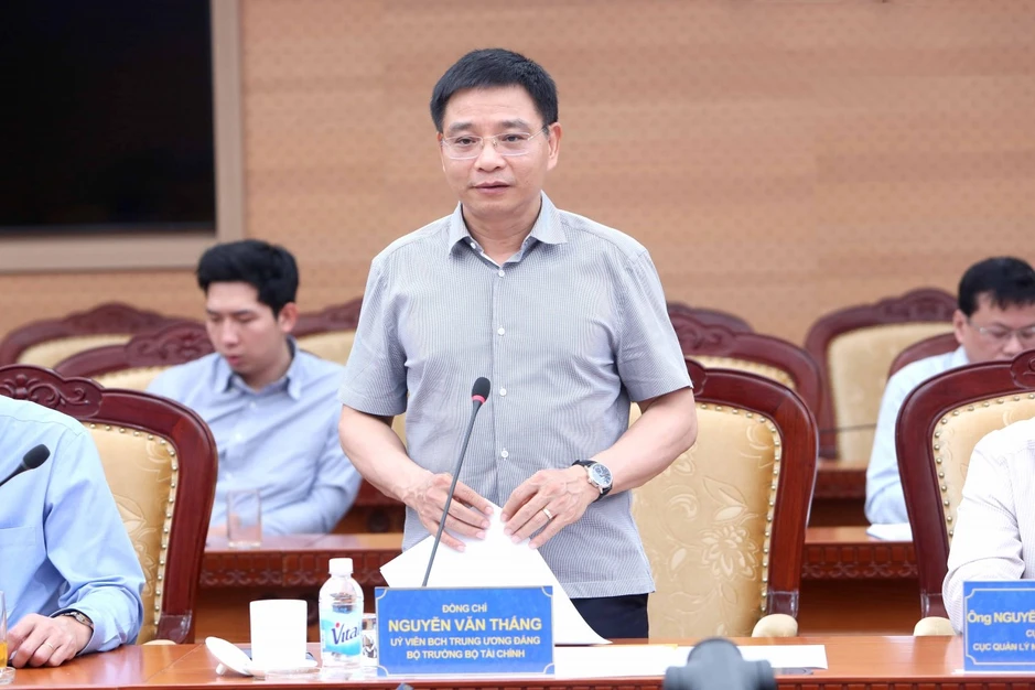 Bộ trưởng Bộ Tài chính Nguyễn Văn Thắng làm việc với Thường trực Tỉnh ủy Điện Biên