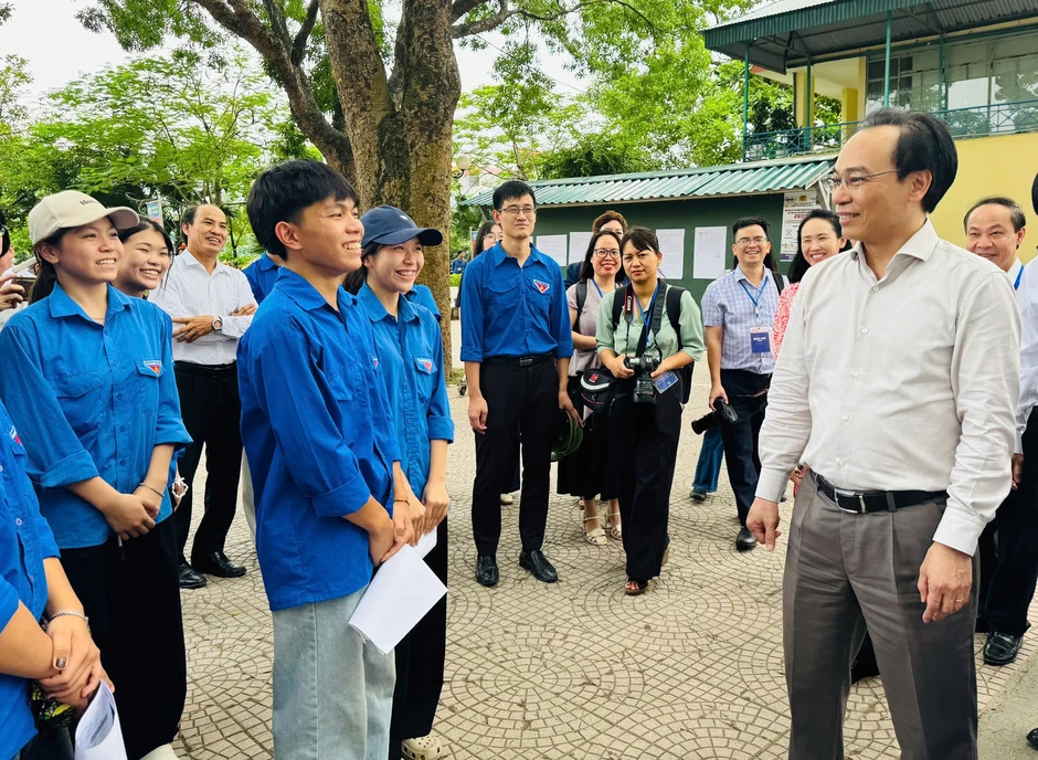 Bộ trưởng Hoàng Minh Sơn lưu ý nguyên tắc xử lý tình huống bất thường trong kỳ thi 2026 Bộ trưởng Hoàng Minh Sơn lưu ý nguyên tắc xử lý tình huống bất thường trong kỳ thi 2026