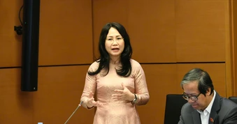 Bộ trưởng Lâm Thị Phương Thanh nói về đề xuất nghỉ lễ ngày 24-11