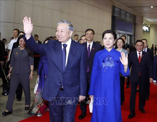 Bộ trưởng Ngoại giao Lê Hoài Trung: Đưa quan hệ Việt Nam - Trung Quốc lên tầm cao mới Bộ trưởng Ngoại giao Lê Hoài Trung: Đưa quan hệ Việt Nam - Trung Quốc lên tầm cao mới