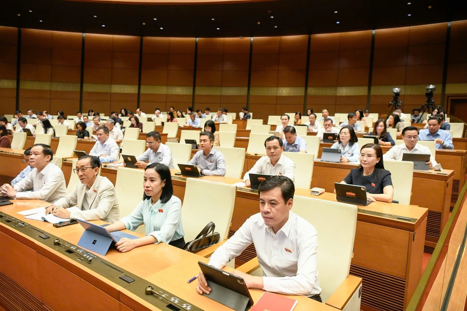 Bộ trưởng Nguyễn Tiến Hải trình Quốc hội dự án luật bỏ 5 thủ tục hành chính 2026 Bộ trưởng Nguyễn Tiến Hải trình Quốc hội dự án luật bỏ 5 thủ tục hành chính 2026