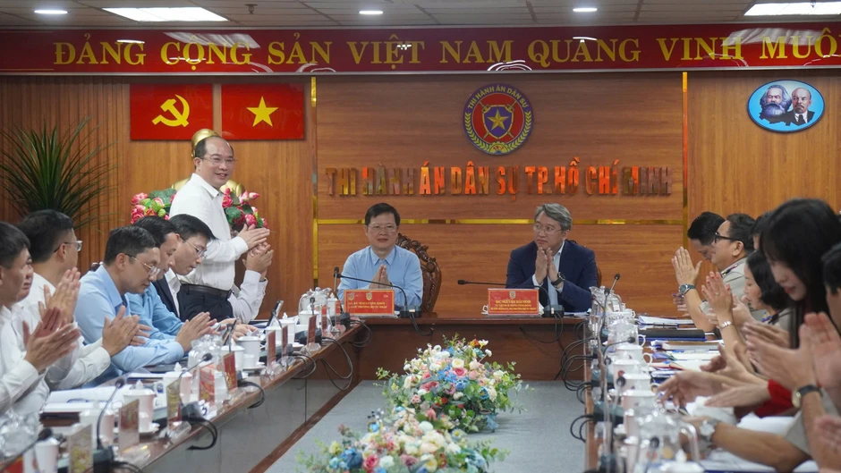 Bộ Tư pháp "đặt hàng" hệ thống chặn "bàn tay đen" can thiệp đấu giá tài sản Bộ Tư pháp "đặt hàng" hệ thống chặn "bàn tay đen" can thiệp đấu giá tài sản