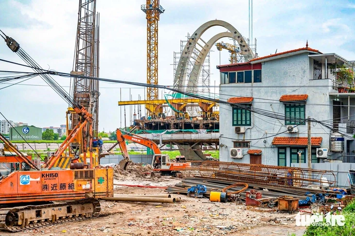 Bộ Xây dựng siết tiến độ dự án cầu Đuống nghìn tỉ, yêu cầu rà soát nhà thầu Bộ Xây dựng siết tiến độ dự án cầu Đuống nghìn tỉ, yêu cầu rà soát nhà thầu