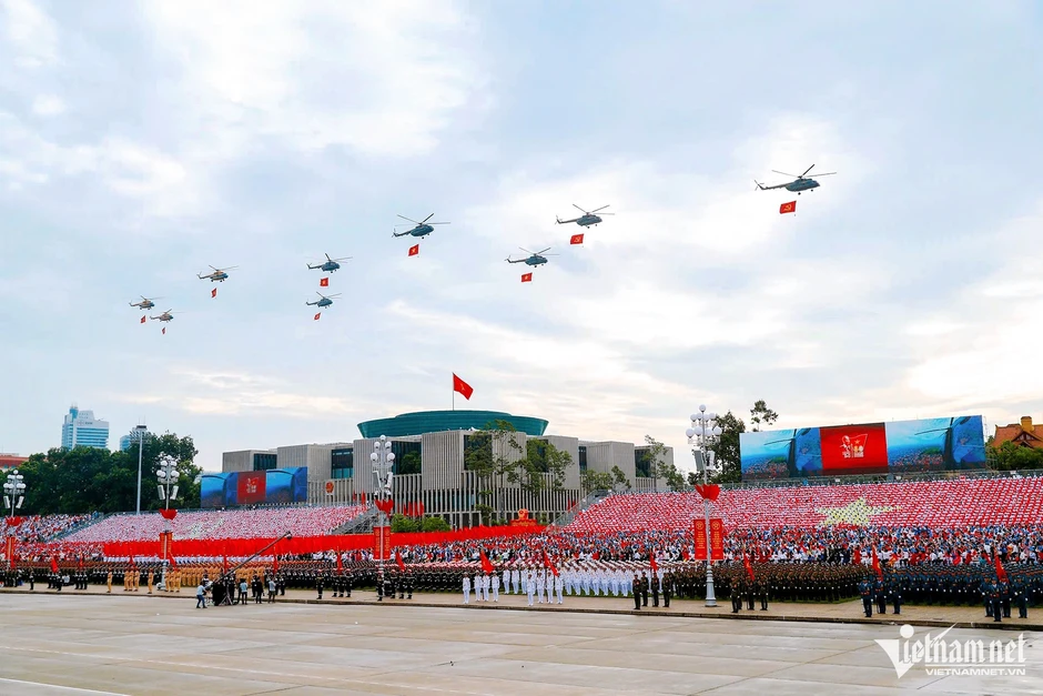 'Bốn kiên định' bảo đảm sự nghiệp của Đảng luôn gắn liền với vận mệnh dân tộc 'Bốn kiên định' bảo đảm sự nghiệp của Đảng luôn gắn liền với vận mệnh dân tộc