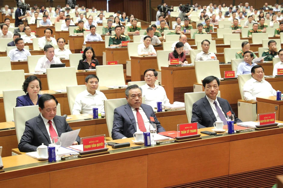 Bốn nhóm nhiệm vụ, giải pháp chủ yếu để phát triển kinh tế - xã hội, tài chính quốc gia Bốn nhóm nhiệm vụ, giải pháp chủ yếu để phát triển kinh tế - xã hội, tài chính quốc gia