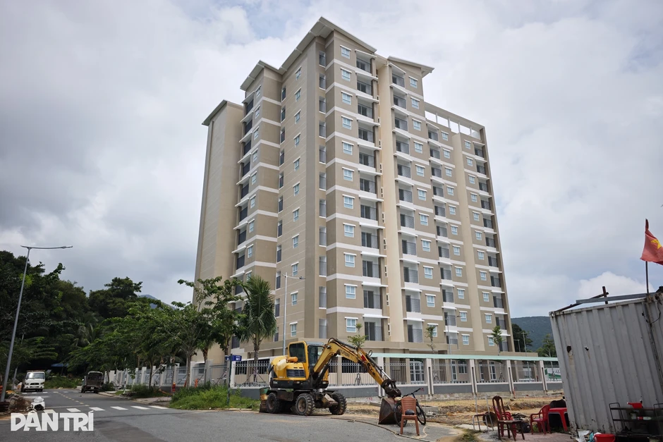 Bức tranh hạ tầng TPHCM trước mục tiêu tăng trưởng 2 con số Bức tranh hạ tầng TPHCM trước mục tiêu tăng trưởng 2 con số