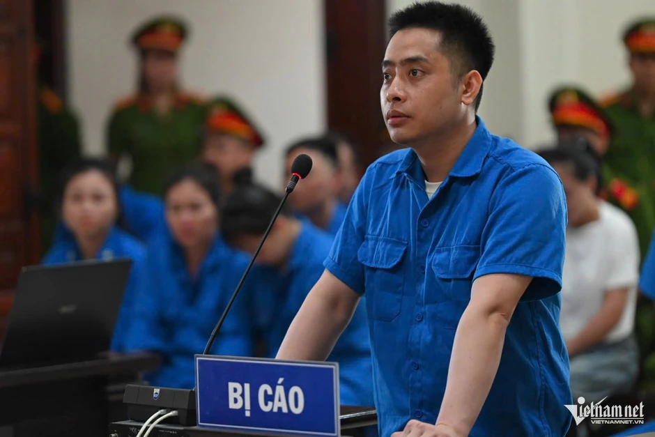 Bùi Đình Khánh cùng 3 đồng phạm bị tuyên án tử hình Bùi Đình Khánh cùng 3 đồng phạm bị tuyên án tử hình