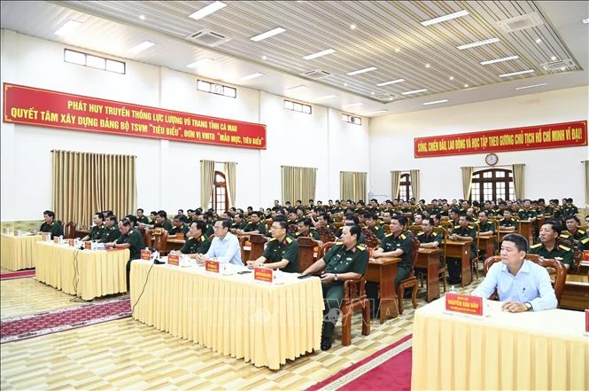 Bước chuyển trong xây dựng lực lượng thường trực có chất lượng tổng hợp cao Bước chuyển trong xây dựng lực lượng thường trực có chất lượng tổng hợp cao