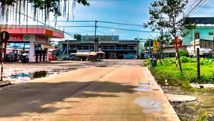 Cà Mau đầu tư gần 2.400 tỉ đồng nâng cấp đường nối quốc lộ 1 với Quản Lộ Phụng Hiệp Cà Mau đầu tư gần 2.400 tỉ đồng nâng cấp đường nối quốc lộ 1 với Quản Lộ Phụng Hiệp