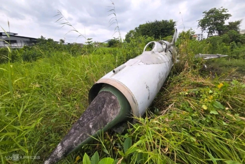 Cà Mau tính phục dựng tiêm kích MiG-21 'bỏ quên' hơn 40 năm