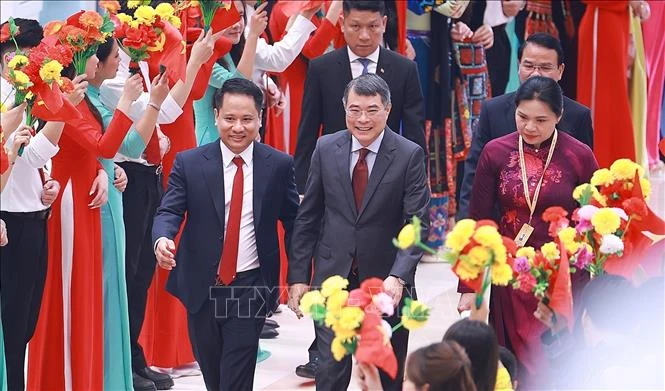 Các đồng chí lãnh đạo Đảng và Nhà nước tham dự Lễ khai mạc trọng thể Đại hội đại biểu toàn quốc MTTQ Việt Nam lần thứ XI