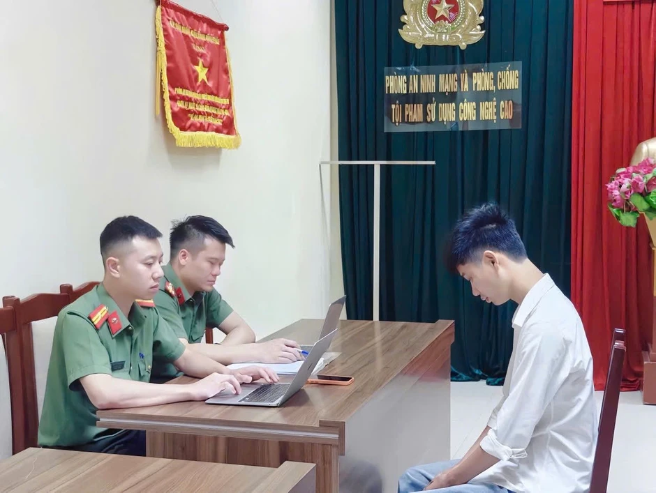 Các TikToker 'Tàng Keng Ông Trùm', 'Khuê Ơi Dậy Đi' đều phạm điều cấm kỵ gì? Các TikToker 'Tàng Keng Ông Trùm', 'Khuê Ơi Dậy Đi' đều phạm điều cấm kỵ gì?